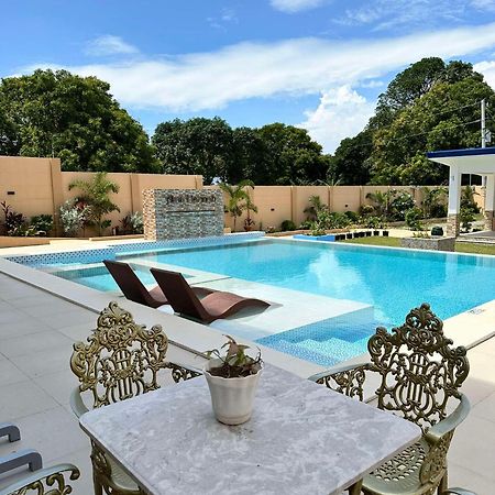 Aina Hannah Family Resort'S Greek Unit Calatagan Luaran gambar