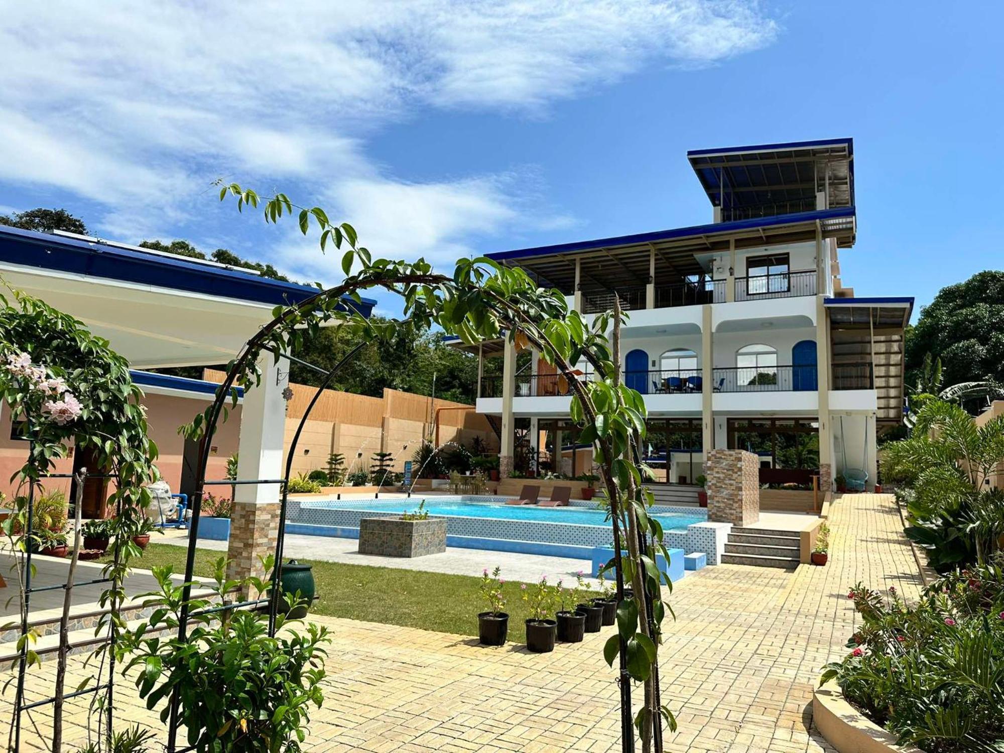 Aina Hannah Family Resort'S Greek Unit Calatagan Luaran gambar
