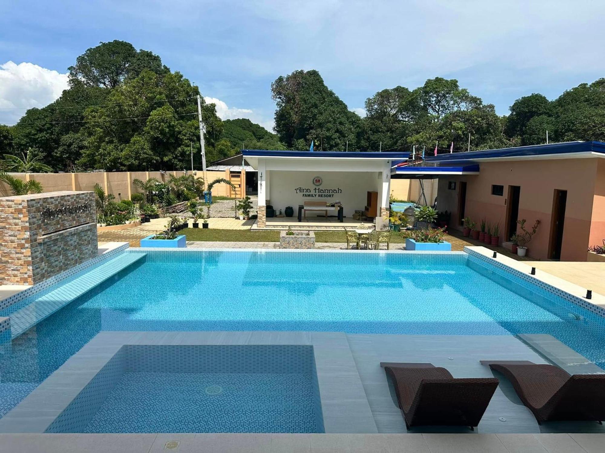 Aina Hannah Family Resort'S Greek Unit Calatagan Luaran gambar